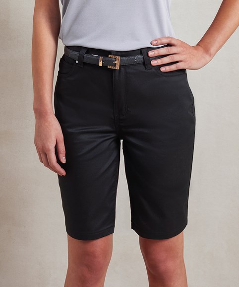 Short chino Performance pour femme