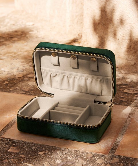 Velvet travel jewellery box