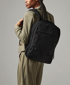 Q-Tech charge convertible backpack